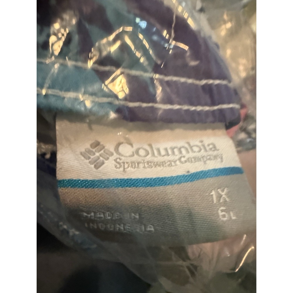 Columbia PFG Blue/Green Tropical Print Womens Shorts Size 1X - Picture 8 of 8